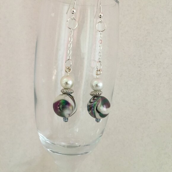 Dangle Earrings with Faux Pearl & Swirl Bead - Picture 2 of 2